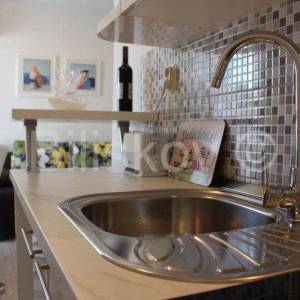 Split, Trstenik, jednosoban stan 40 m2, jug, pogled na more