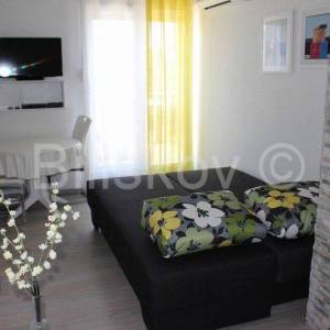 Split, Trstenik, jednosoban stan 40 m2, jug, pogled na more