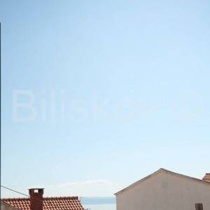 Split, Varoš, 2 stana 90 m2 i dvorište 87 m2