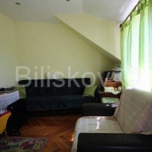 Split, Varoš, 2 stana 90 m2 i dvorište 87 m2