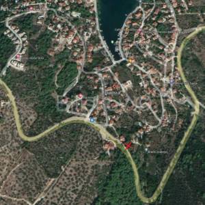 Splitska, Brač- građevinsko zemljište 
