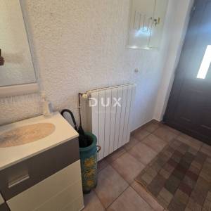 SRDOČI, MARTINKOVAC- stan 92m2, DB +3S, s panoramskim pogledom na more i otoke- najam