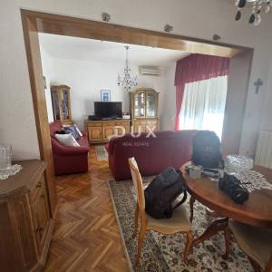 SRDOČI, MARTINKOVAC- stan 92m2, DB +3S, s panoramskim pogledom na more i otoke- najam