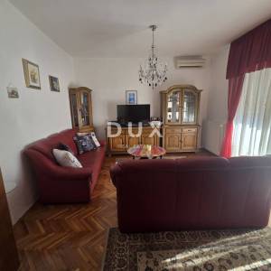 SRDOČI, MARTINKOVAC- stan 92m2, DB +3S, s panoramskim pogledom na more i otoke- najam