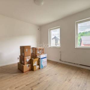 Stambeno poslovni objekt, dvije kuće, prodaja