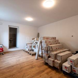 Stambeno poslovni objekt, dvije kuće, prodaja