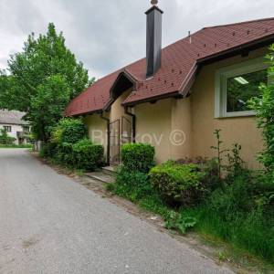 Stambeno poslovni objekt, dvije kuće, prodaja