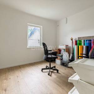 Stambeno poslovni objekt, dvije kuće, prodaja