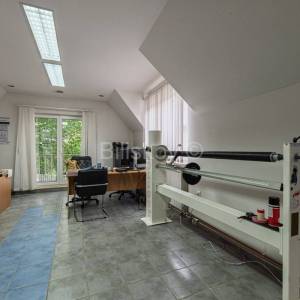 Stambeno poslovni objekt, dvije kuće, prodaja