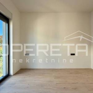 Stan sa dvije spavaće sobe, prvi kat, Rovanjska 