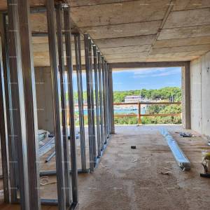 Stan u blizini mora ! Moderna arhitektura! Novogradnja-