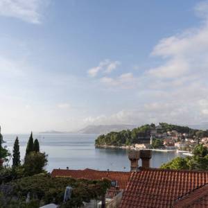 Stan u Cavtatu / POGLED MORE