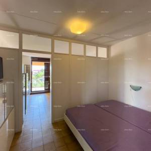 Stan u Dugoj Uvali sa pogledom na more!