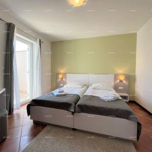 Stan u Medulinu: blizina mora i udobnost na 72 m². Pošesi 100 metara do plaža.