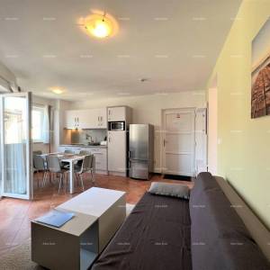 Stan u Medulinu: blizina mora i udobnost na 72 m². Pošesi 100 metara do plaža.