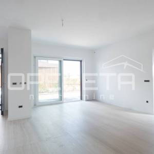 Stan u Ninu: bazen, sauna, vrt i zelena gradnja u jednom, stan A4