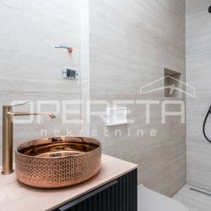 Stan u Ninu: bazen, sauna, vrt i zelena gradnja u jednom, stan A4