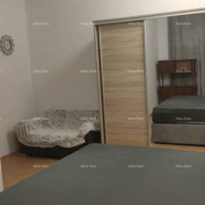 Stan u Puli ! S dvije spavaće sobe ! Gregovica. Blizina nove bolnice.