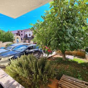 Stan u Puli ! S dvije spavaće sobe ! Gregovica. Blizina nove bolnice.