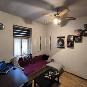 stan u širem centru grada