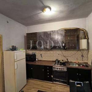 stan u širem centru grada