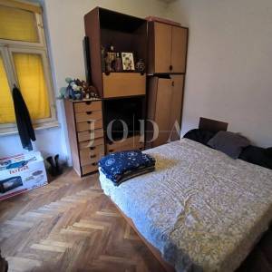 stan u širem centru grada