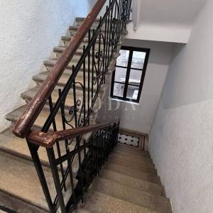 stan u širem centru grada