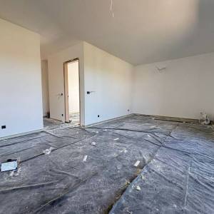 Stara Novalja, 74m2, 3s, 1.kat, pogled na more!