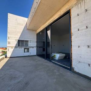 Stara Novalja, 74m2, 3s, 1.kat, pogled na more!