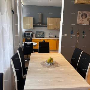 STOJA! Prodaje se stan u prizemlju na odličnoj lokaciji, u blizini centra, Pula!