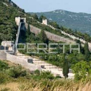 Ston – Građevinsko zemljište s pogledom na povijest