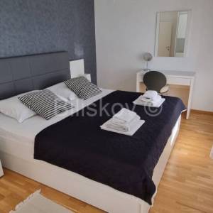 Strožanac najam do sezone 2 sobe parking