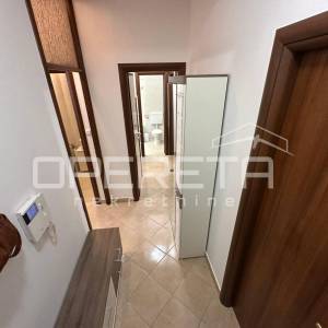 Svijetao trosoban stan s lođom i parkingom, Dragovode