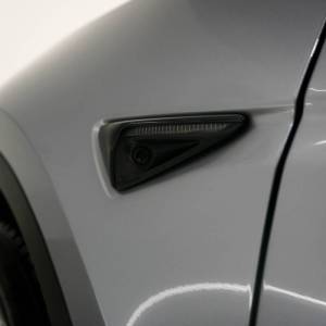 Tesla Model Y LONG RANGE DUAL MOTOR