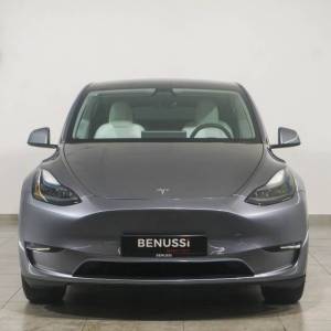 Tesla Model Y LONG RANGE DUAL MOTOR