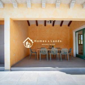 Tinjan,Istra,luksuzna villa s bazenom 150m2 i okućnicom 621m2