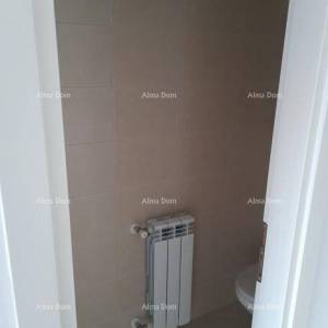 Top lokacija! Prodaja stana s garažnim parkirnim mjestom u neposrednoj blizini centra grada, Pula!