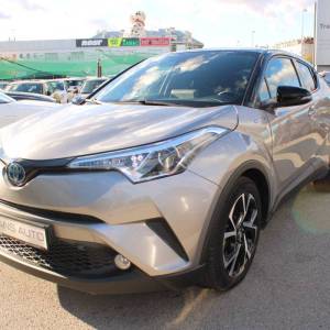 Toyota C-HR 1.8 Hybrid *NAVIGACIJA, LED, KAMERA* reg 5/26
