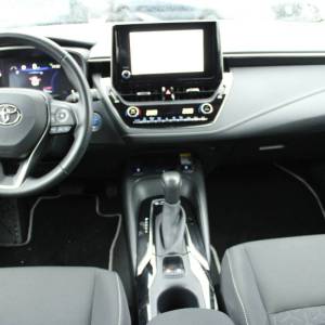 Toyota Corolla 1.8 Hybrid AUTOMATIK *NAVIGACIJA, KAMERA*