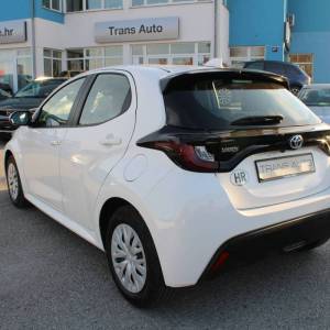 Toyota Yaris 1.5 Hybrid AUTOMATIK *NAVIGACIJA, KAMERA*