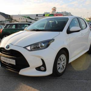 Toyota Yaris 1.5 Hybrid AUTOMATIK *NAVIGACIJA, KAMERA*