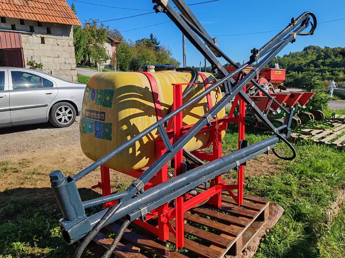 TRAKTORSKA PRSKALICA (ŠPRICA) 350 LIT.