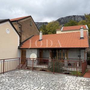 Tribalj - dvije spojene kuće