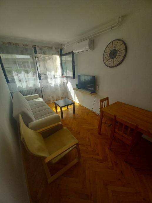 Trnje - Savica - Namješten 2-soban stan 35 m2!