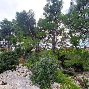 Trogir, Čiovo, atraktivno građevinsko zemljište, na prodaju