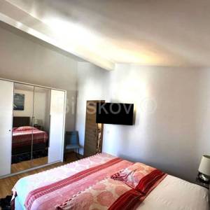 Trogir, Čiovo, luksuzni stan s otvorenim pogledom, prodaja