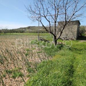 Trogir, Plano, građevinsko zemljište površine 4.170 m2.