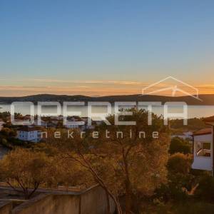 Trogir, Trogir, 451,00 m2, 265.000,00 EUR