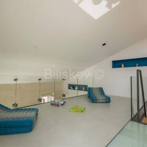 Trogir,kamena kuća u nizu.