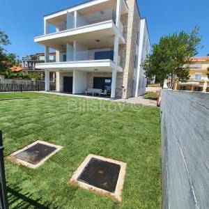 Turanj, luksuzni stanovi uz plažu, prodaja